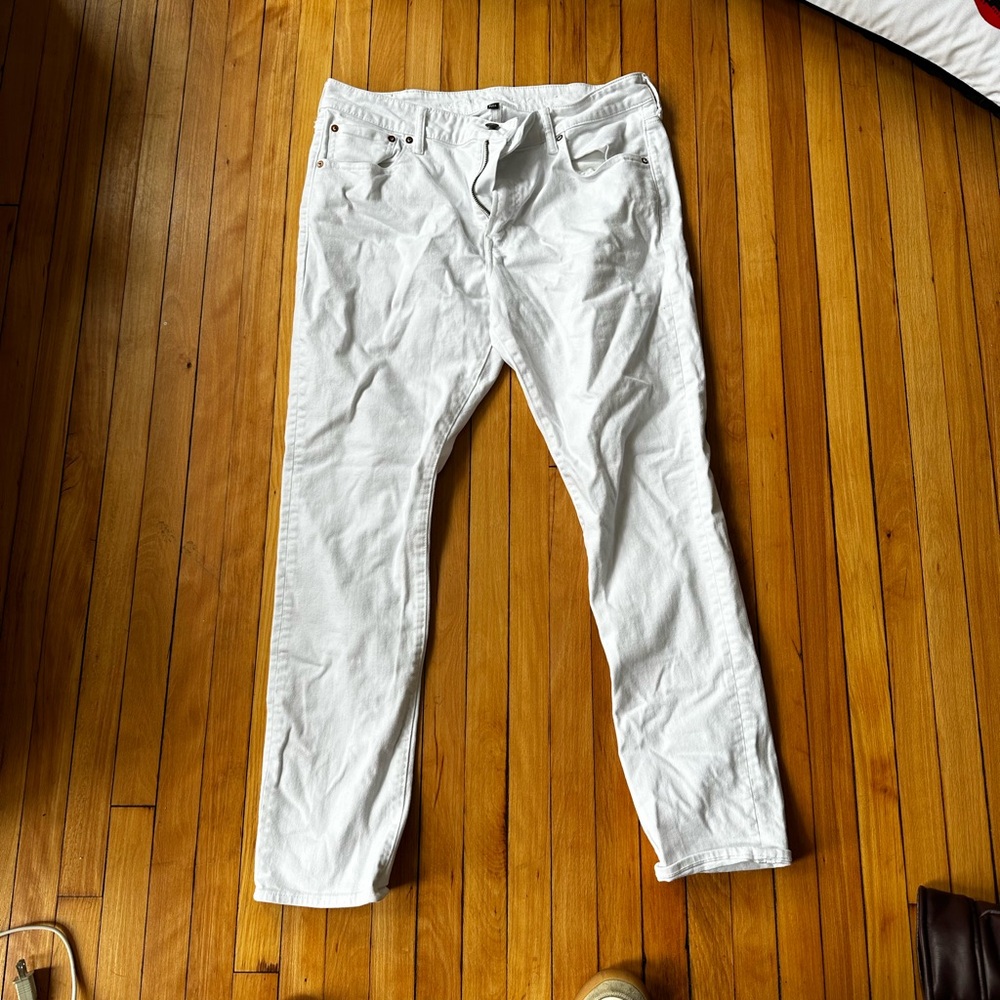 White American Eagle Jeans!